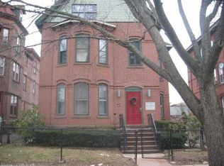 39 Hungerford St APT 1, Hartford, CT 06106