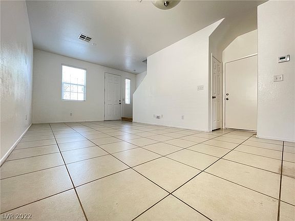 3rd image of 7711 Ornamento Way