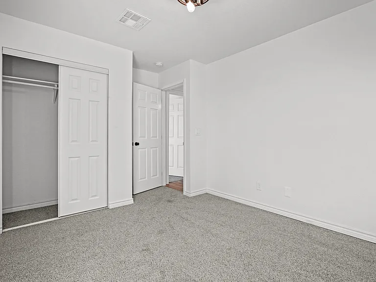 12842 Osmotherley Ave — Photo 16