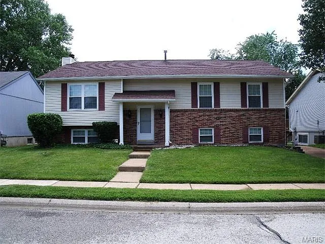 1528 Rutgers Ln photo 1