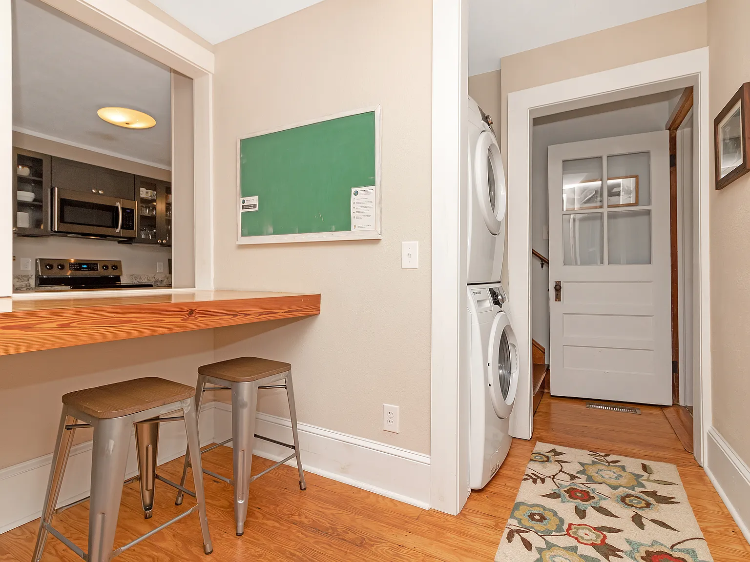 63 Lingerlong Ln — Photo 4