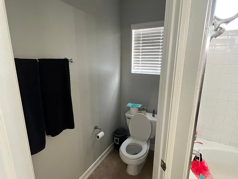 4918 E Leeds Ave — Photo 13