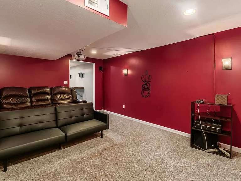 8370 Payson Dr — Photo 34