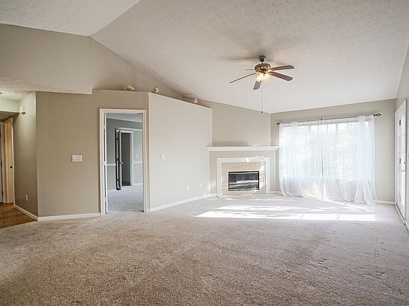 4th image of 9830 Regatta Dr Unit 302