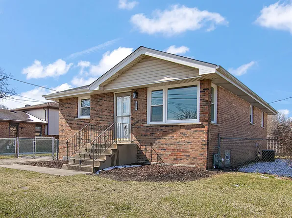 8356 Sayre Ave, Burbank, IL 60459