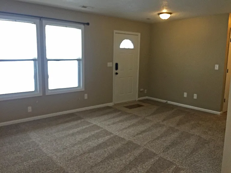 1733 Lawrence Ave #A — Photo 7