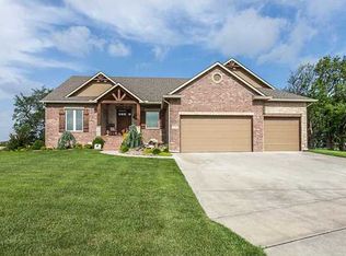 2449 N Sandstone St, Andover, KS 67002