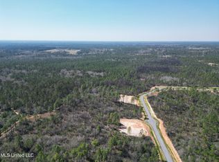 40 Whitfield Dr, Kiln, MS 39556