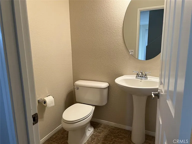 15329 Oak Tree Dr — Photo 22