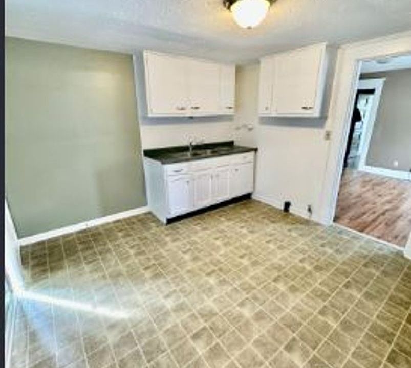 1st image of 263 E Loudon Ave #Z1
