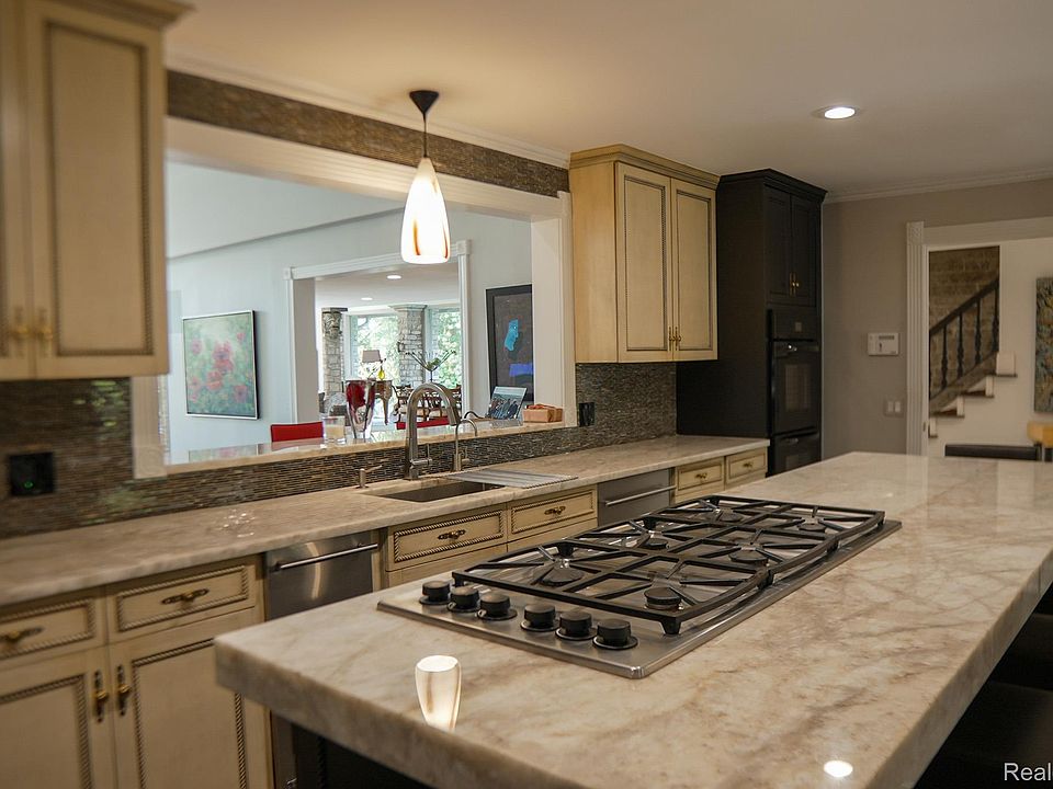 320 Cranbrook Ct, photo 30