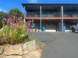 512 NE Grandview Blvd, White Salmon, WA 98672