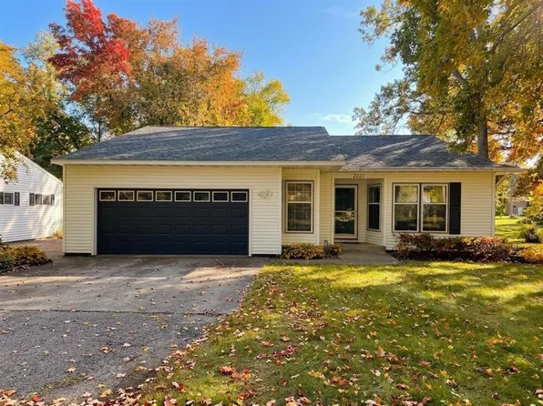 2221 21st Street, Rice Lake, WI 54868