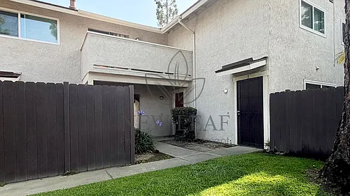 3054 Gladstone St #4 Photo 1 3054 Gladstone St #4 Photo 1