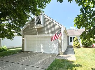 271 Rolling Greene Dr NW, Grand Rapids, MI 49534