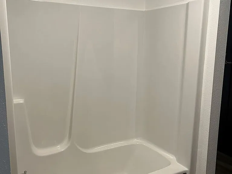 1009 University Ave — Photo 10
