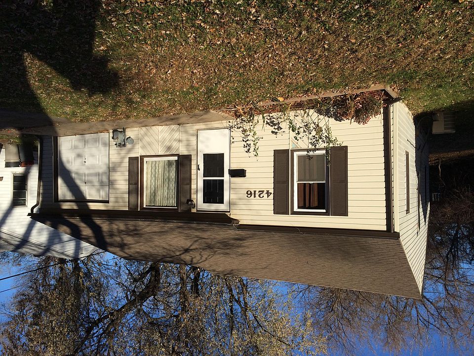 4216 Waverly