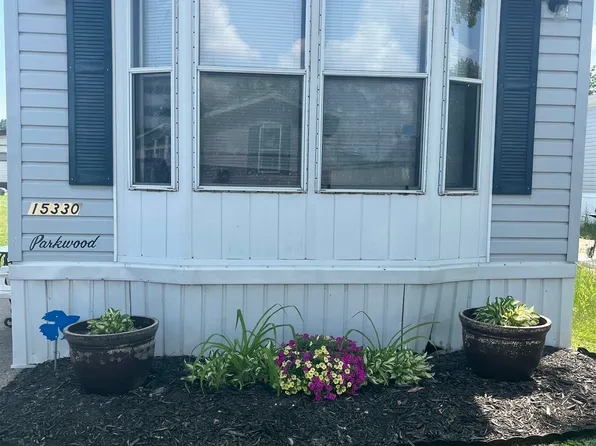 15330 Danseur Dr, Clinton Township, MI 48038