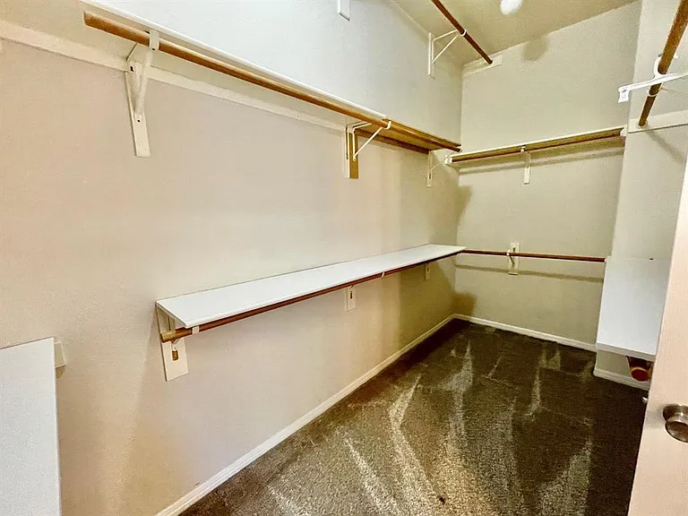 902 Cashew Ln — Photo 11