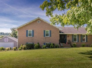 19574 McCray Dr, Abingdon, VA 24211