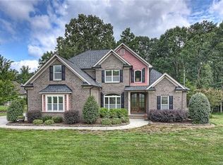 740 Arrow Point Ln, Davidson, NC 28036