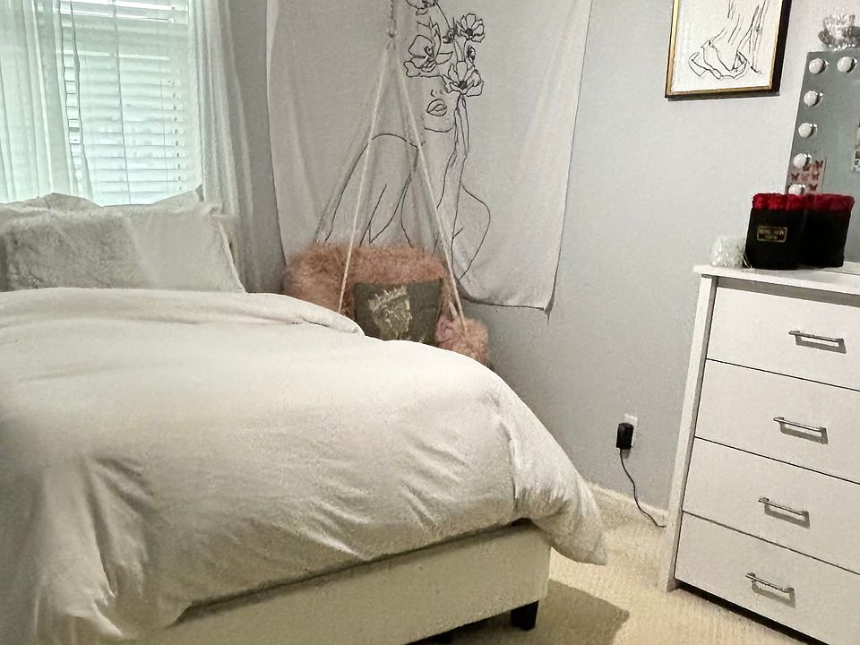 2nd image of 5078 Rowe Dr