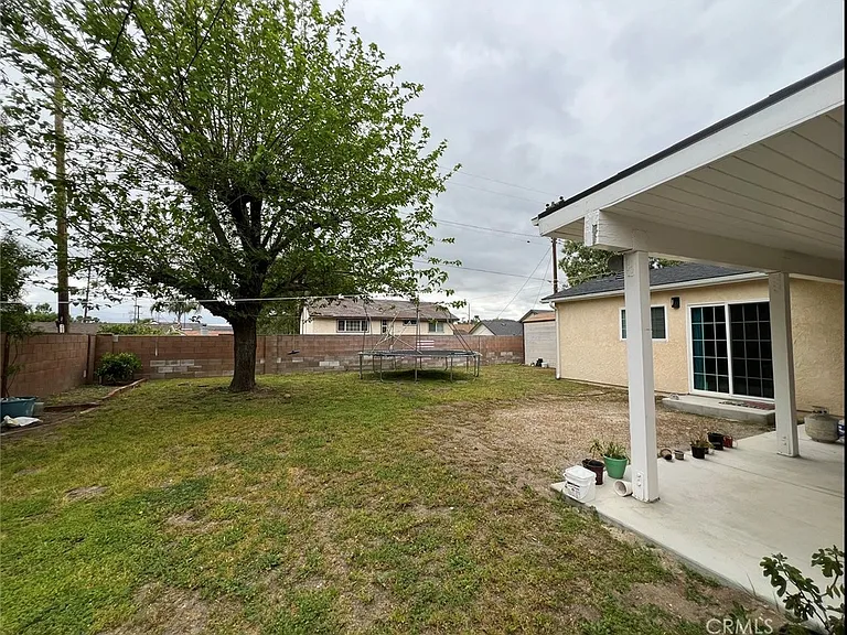 27909 Wellston Dr — Photo 16