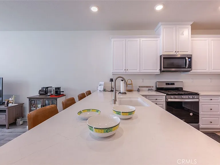 4058 E Coronado Privado — Photo 4