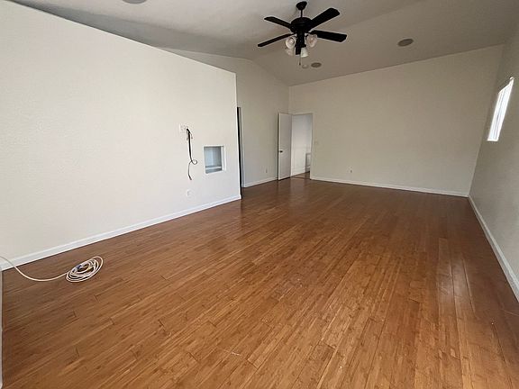 5th image of 5429 Green Horn St