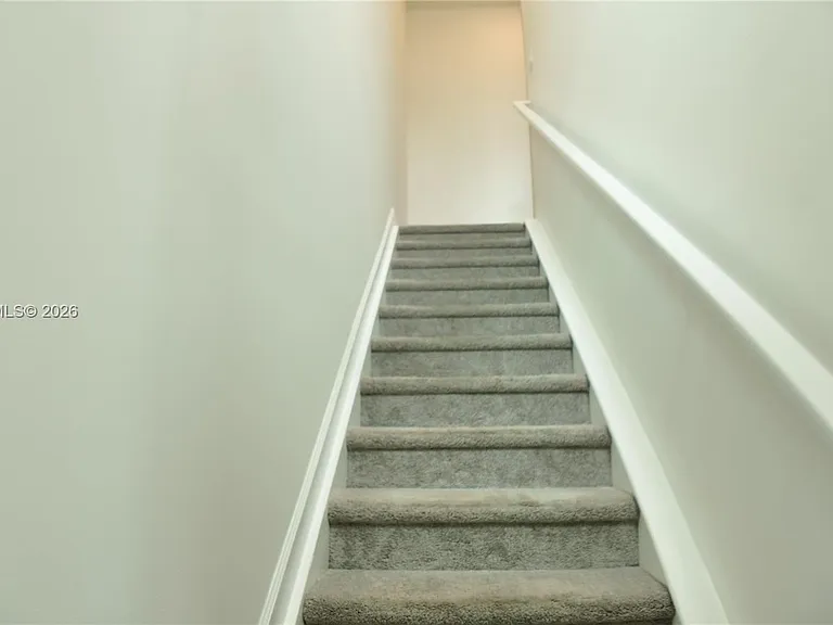 4612 Hollister Ave — Photo 12