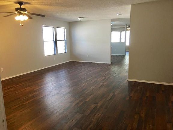 4th image of 8413 Clear River Ln
