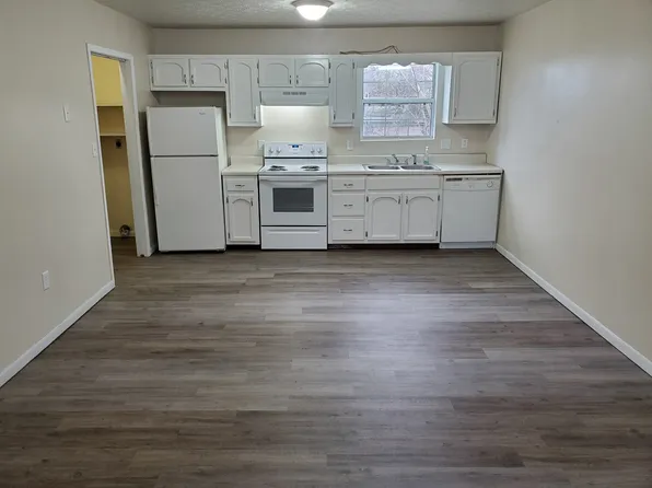 1416 N Butler Ave APT D, Jefferson City, TN 37760