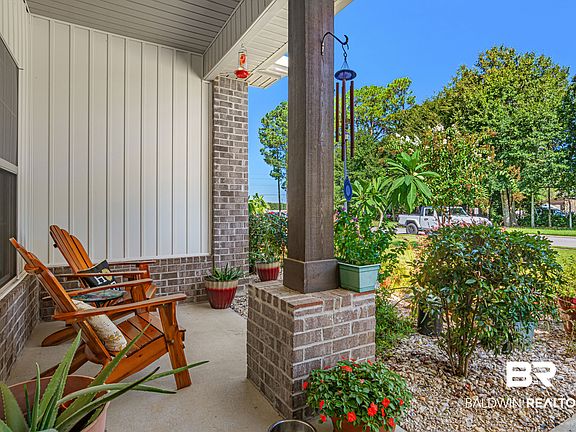 5th image of 908 Dalton Cir