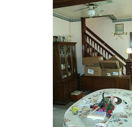 3rd image of 559 W La Clede Ave