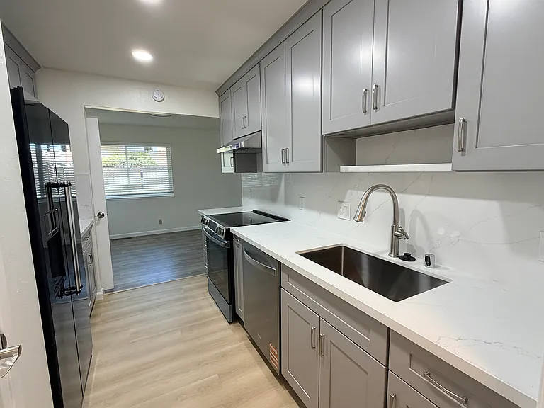 35108 Perry Rd — Photo 2