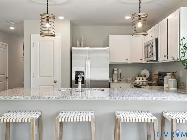 3536 Perrins Hill Way, Prince George, VA 23875