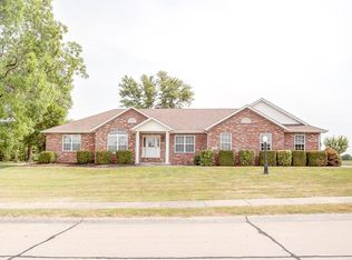 236 Michael Dr, Troy, IL