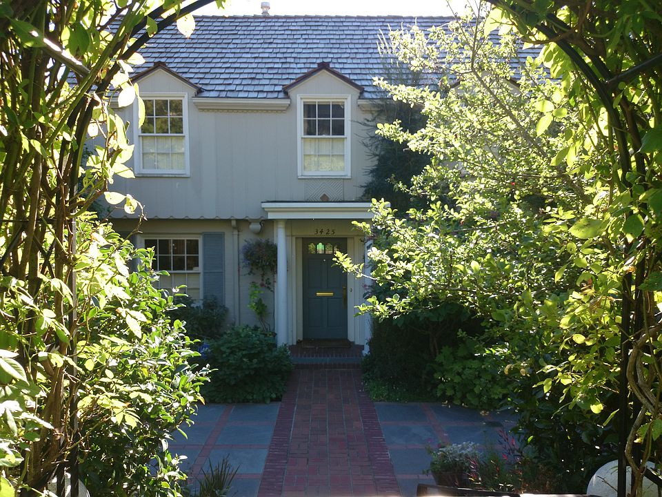1st image of 3425 W Laurelhurst Dr NE