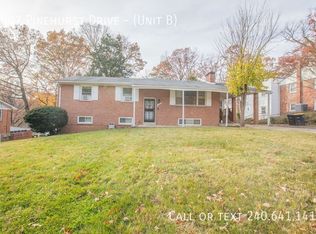 9007 Pinehurst Dr #B, Fort Washington, MD 20744