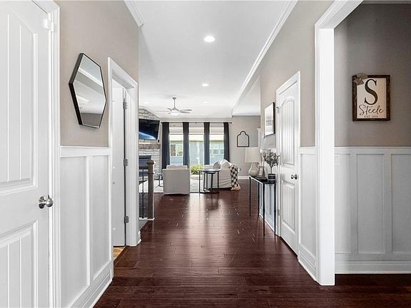 5th image of 7445 NW Forest Lakes Dr