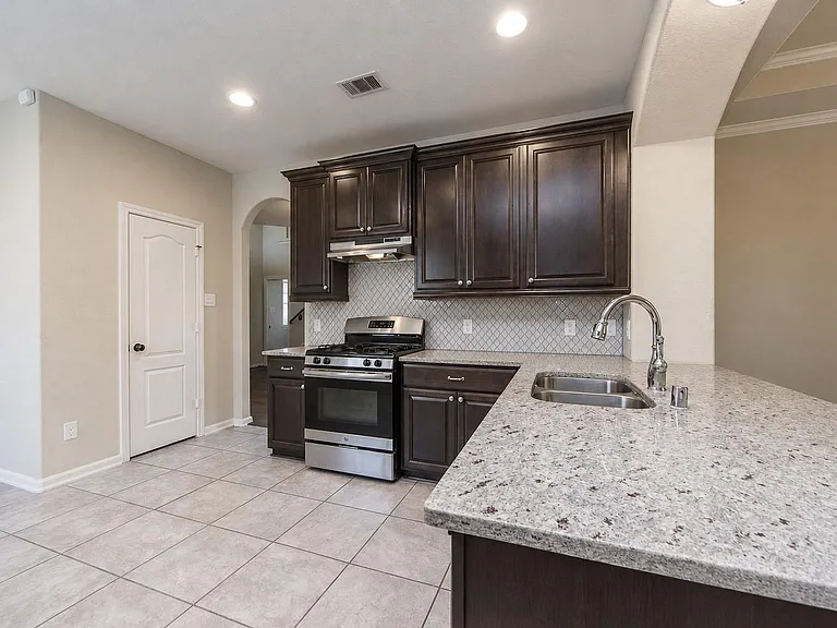24931 Blue Mountain Park Ln — Photo 9