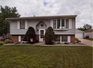 1004 21st St SE, Rochester, MN 55904