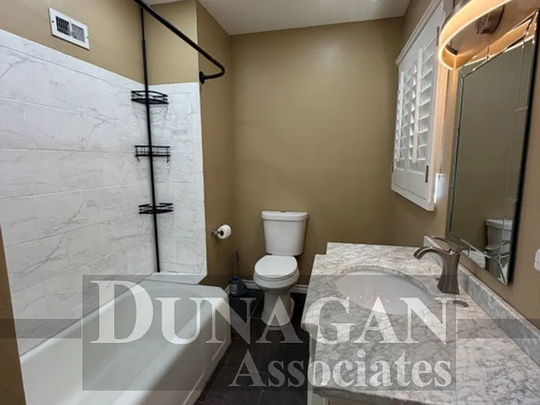 925 N Alameda St — Photo 7