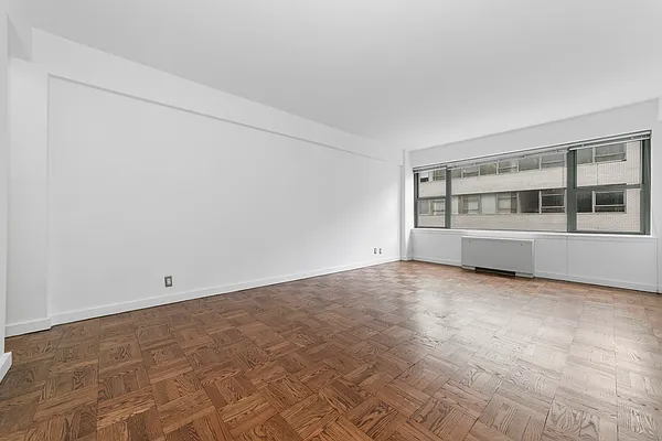 Rented by MNS | media 33