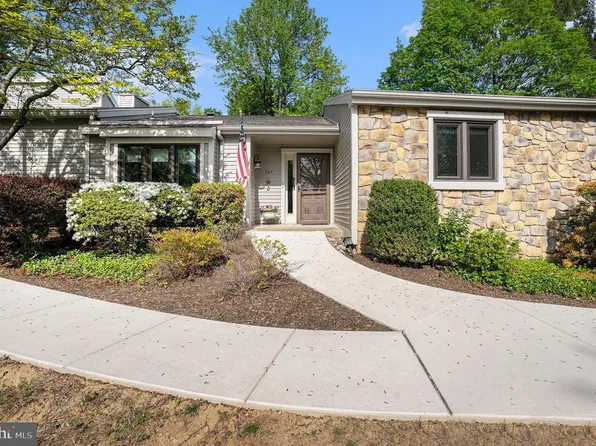 747 Inverness Dr #747, West Chester, PA 19380