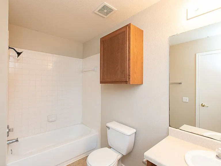 14009 Briarcreek Loop — Photo 10