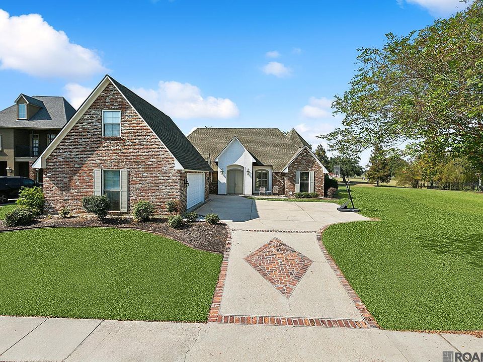 1st image of 58550 Village Dr