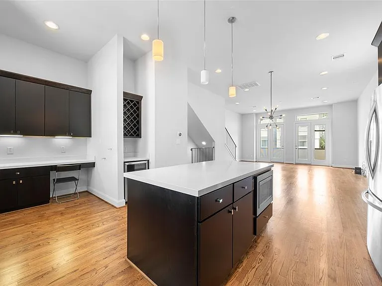 4213 Schuler St — Photo 1