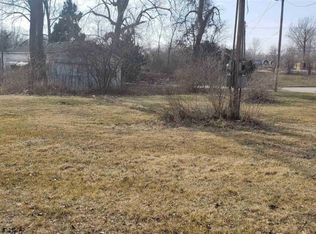 3714 N Dirksen Pkwy, Springfield, IL 62707