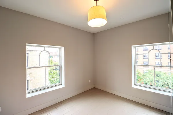 Rented by Bruma Realty LLC | media 30